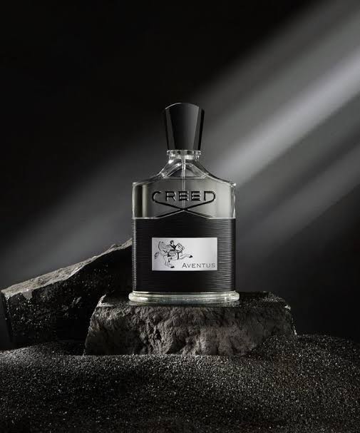 Creed Aventus  perfume